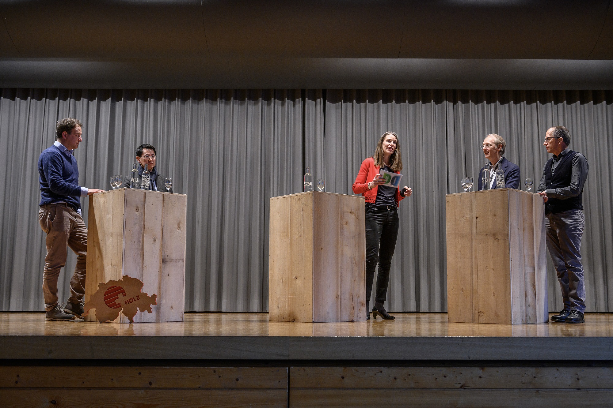Forum Holz & Wirtschaft Schweiz